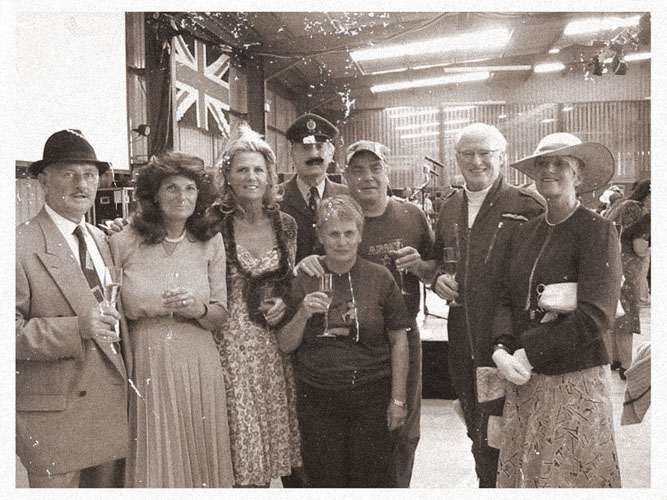 Barry, Angela, Kathy, Peter, Irene, Geoff, Mike and Lesley
